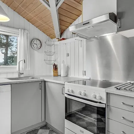 Lovely Home In Romo With Kitchen * Romo