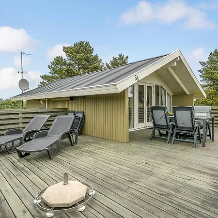 Lovely Home In Romo With Kitchen *